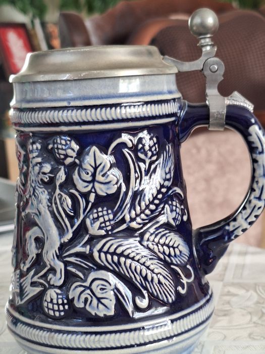 Німецький пивний кухоль.