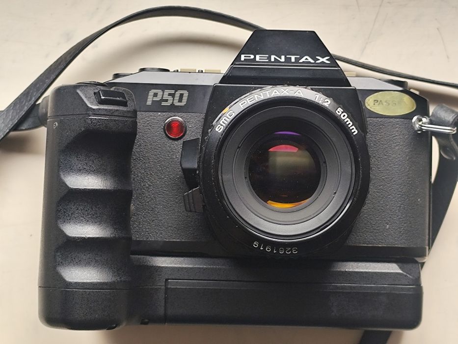 Pentax P50 z winderem ,aparat analogowy