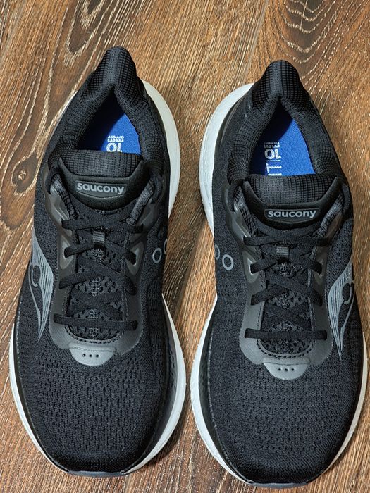 Оригінал 100% чоловічі кросівки saucony triumph 23  eur 42.5