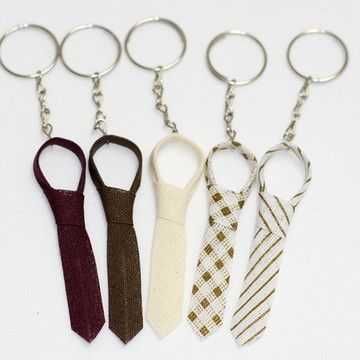 Mini Chaveiro Gravata kit 30 unidades brinde para casamento,15 anos,
