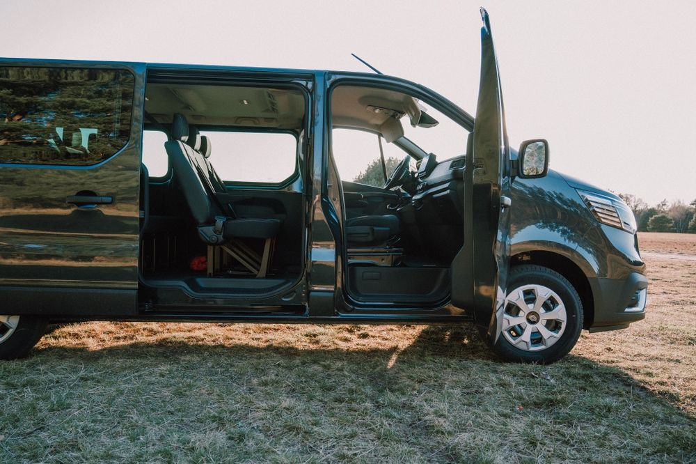 Wypożyczlnia Lawety Busy Przewozy