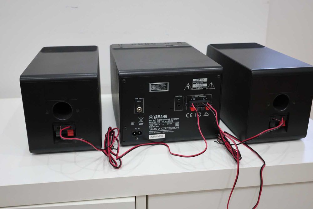 Aparelhagem Hi-Fi YAMAHA MCR-B020 Preto 30W