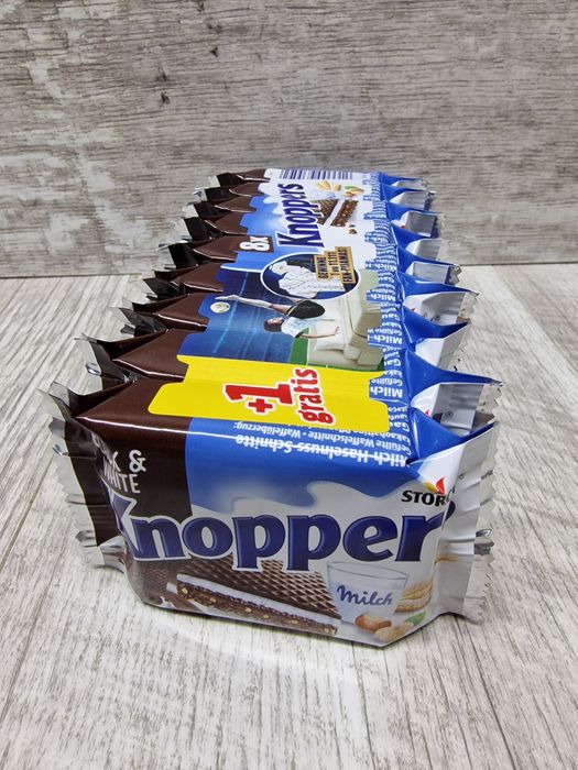 Niemiecki wafelki Knopers 8+1gratis