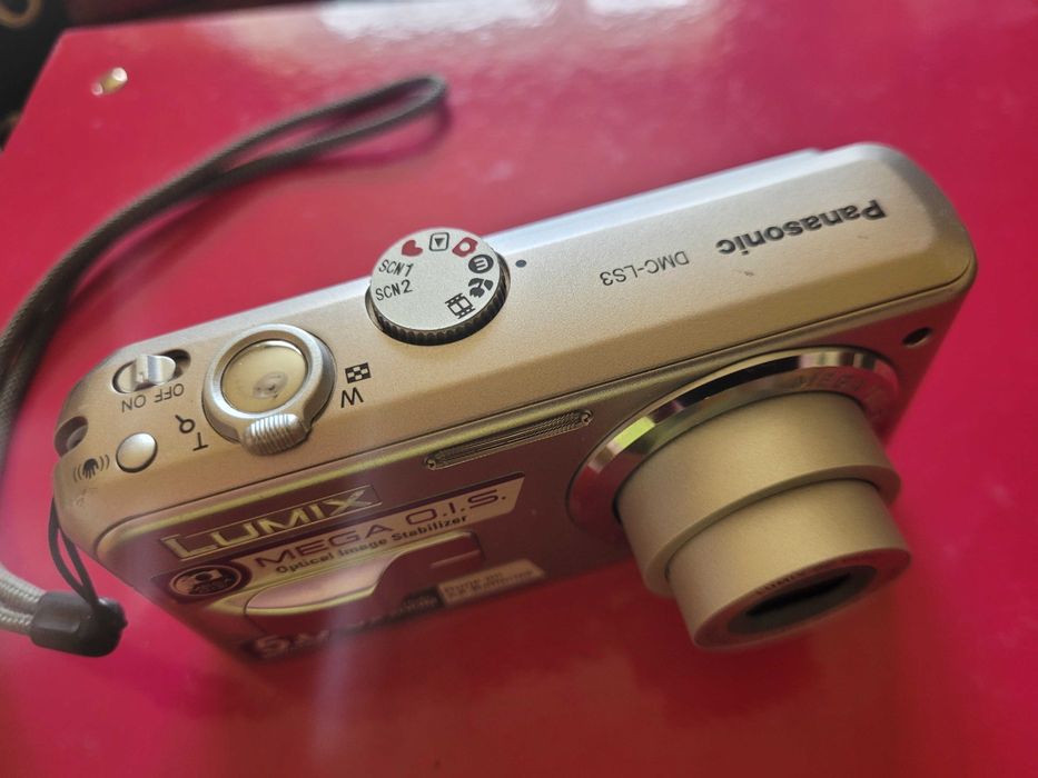 Aparat  fotograficzny  Panasonic DMC-LS 3