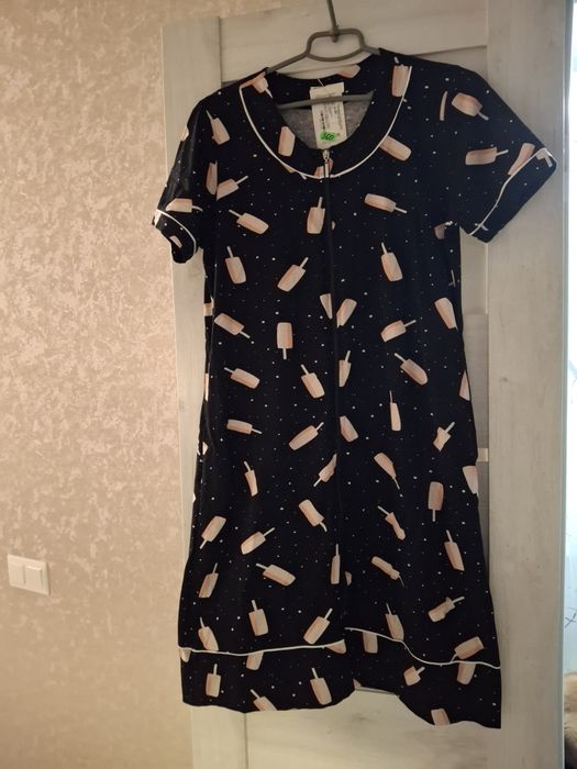 Новий халат Цііна шара.Продам нову чоловічу сумку планшет.