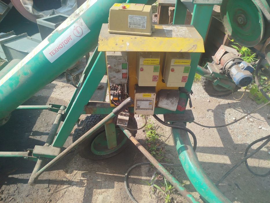 Зернозагрузчик бу зернометатель погрузчик