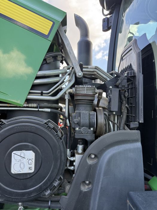 Продам трактор John Deerе T8370R