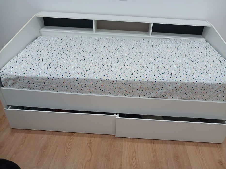 Cama de solteiro