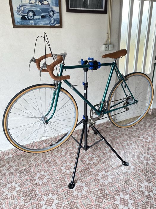 3 bicicletas antigas ciclismo