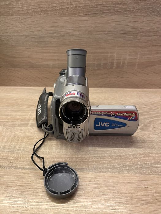 Kamera JVC na kasety
