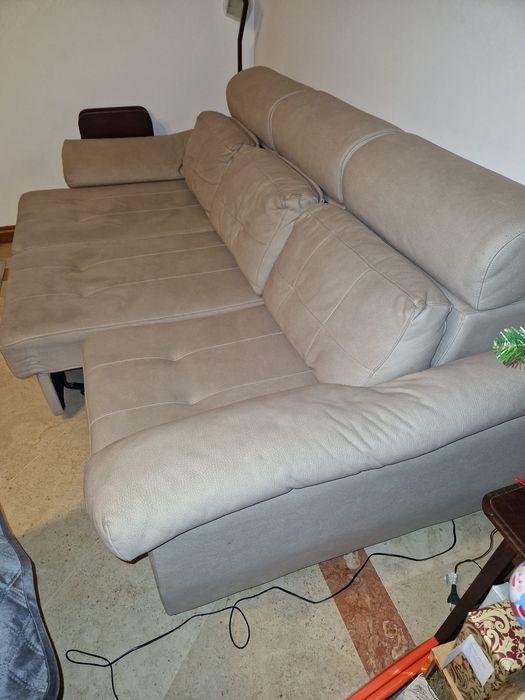 Sofá com Chaise Longue