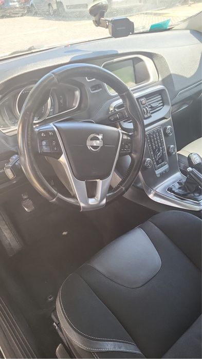 Vendo branco v40 - 2013 excelente estado