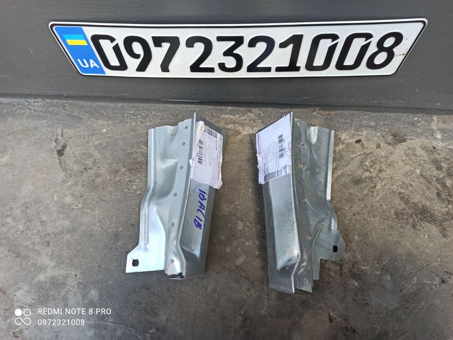 Рем вставка Переднього крила Volkswagen Golf 4 Гольф 4