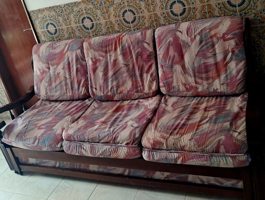 Sofa Bed + 2 Armchairs64730201633282120