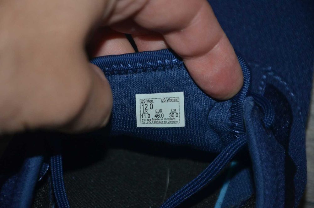 Продам кросівки Фірма VANS.