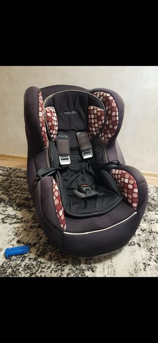 Дитяча автокрісло Nania