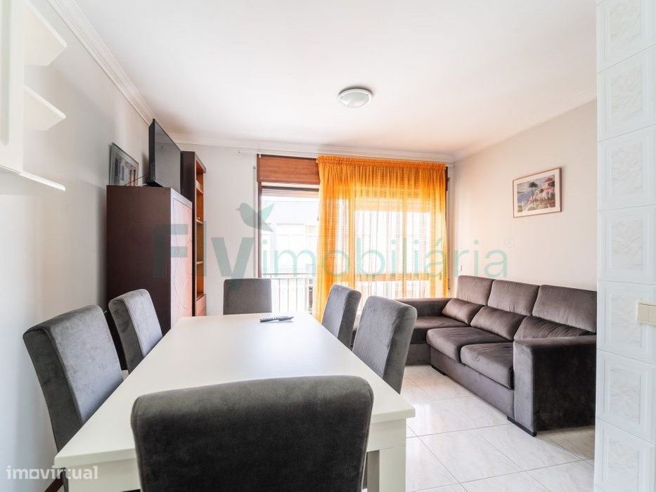 Apartamento T1 em Aver-O-Mar - 2ª Linha de Praia