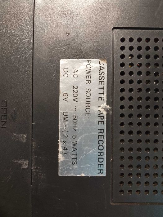 stary magnetofon kasetowy AS audio sonic