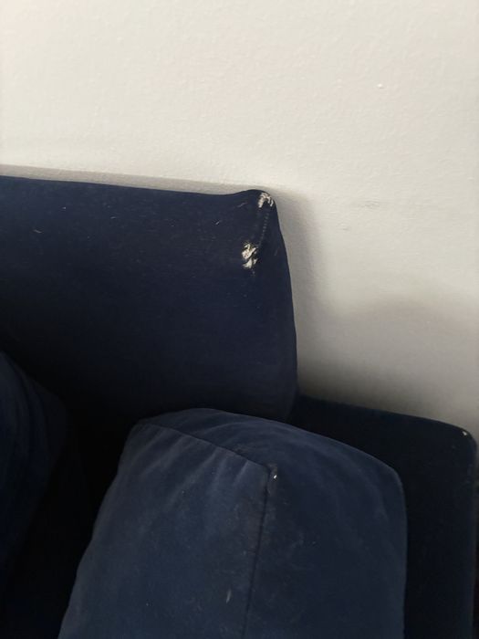 Sofá cama azul usado