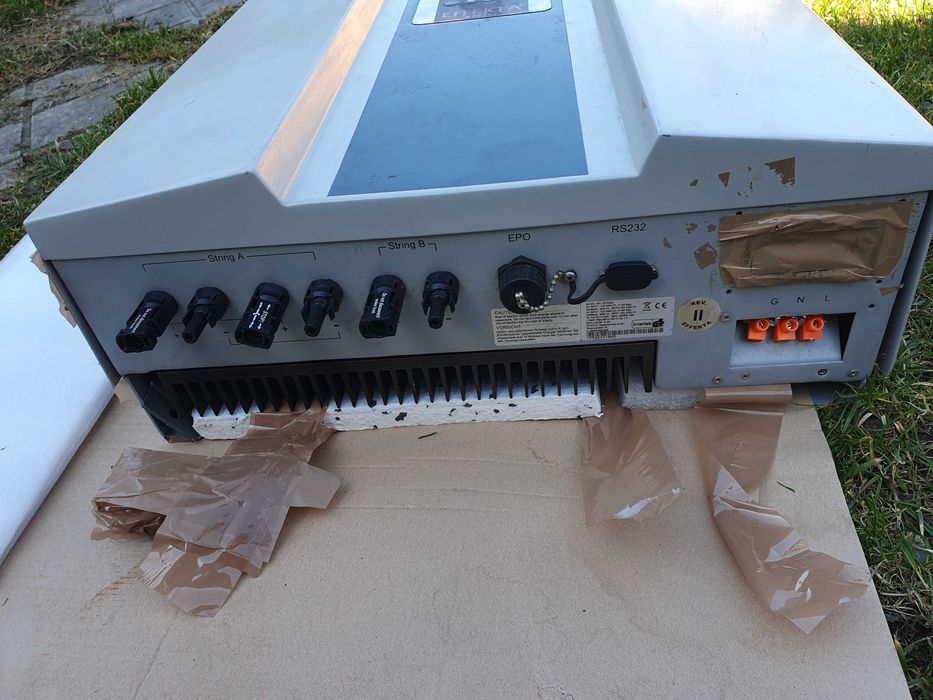Inverter Effekta ES5000 uszkodzony