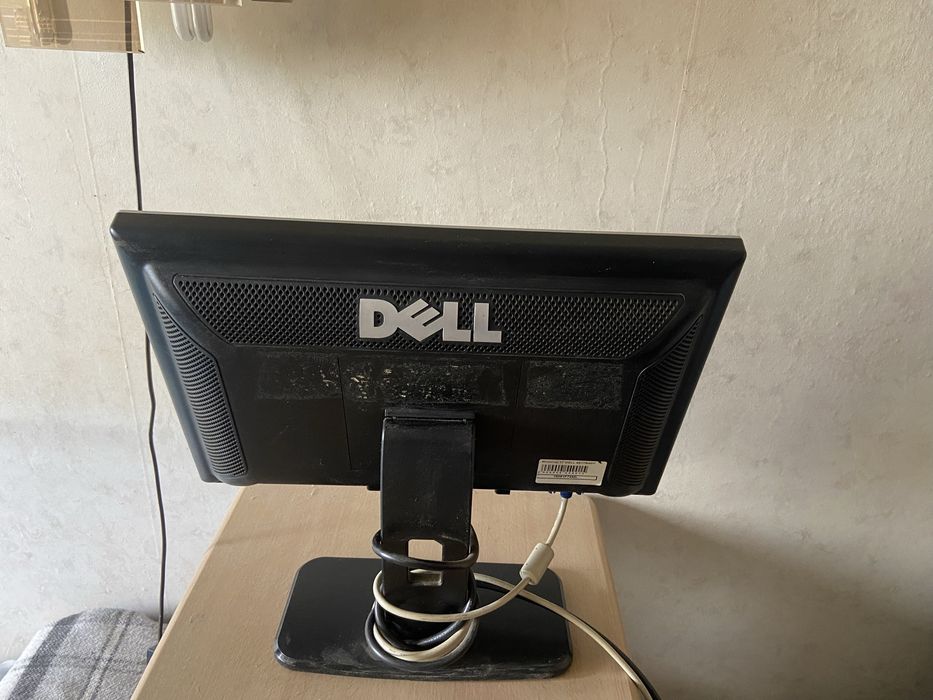 Монітор Dell 17”