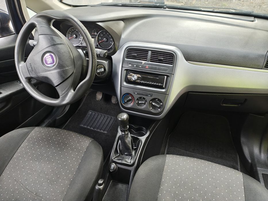 z Niemiec ładny FIAT GRANDE PUNTO 1.2 świeżo zarejestrowany w Polsce!!