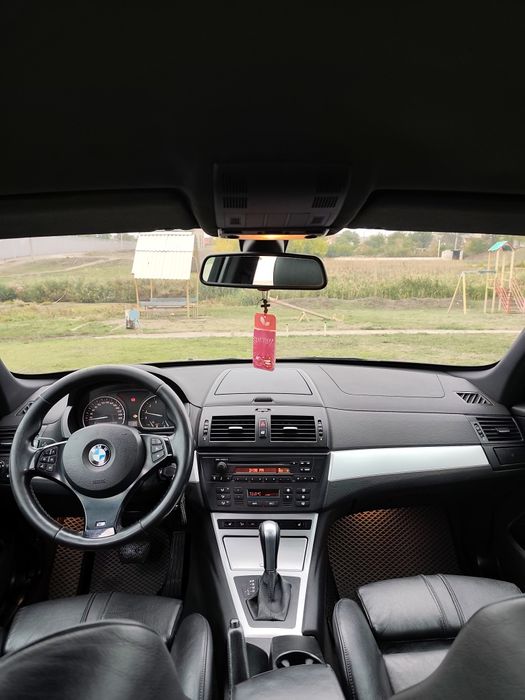 Продам BMW X3 у відмінному стані!