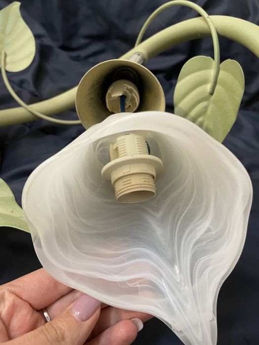 Светильник / люстра потолочная «лилии»