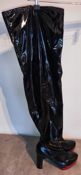 Kozaki za kolano lack LaTeX elastyczne czarne połysk 43