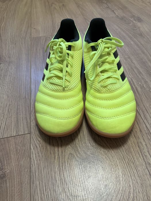 Halówki Adidas jasno-żółte