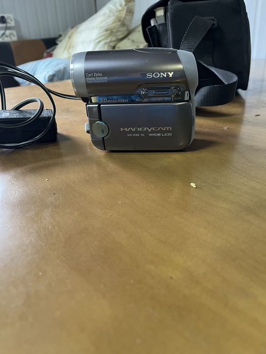 Відеокамера Sony dcr-hc90e оригінал Японія+ тринога