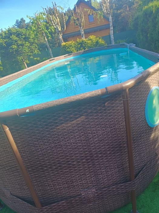 Basen ogrodowy stelażowy