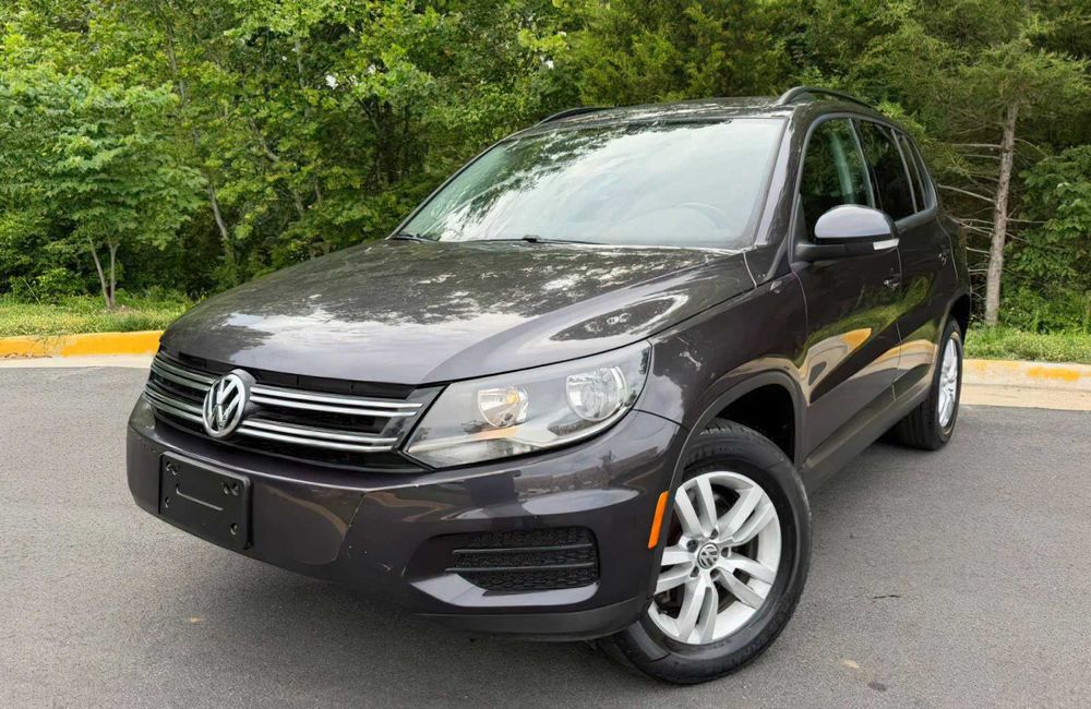 Volkswagen Tiguan      2016
