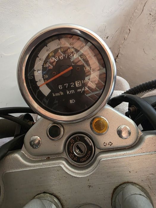 Vende-se mota Fosti 125