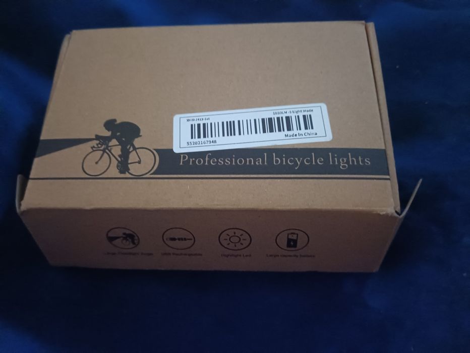 Мощный вело фонарь 3 режима.корпус алюминиевый.новый