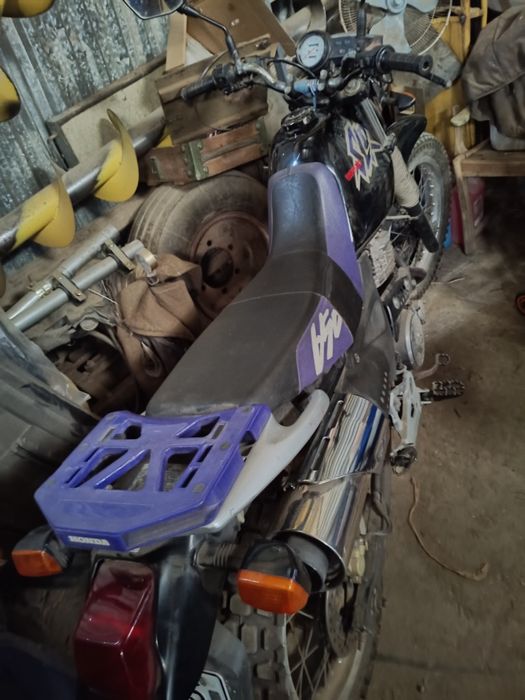 Honda SLR 650 enduro