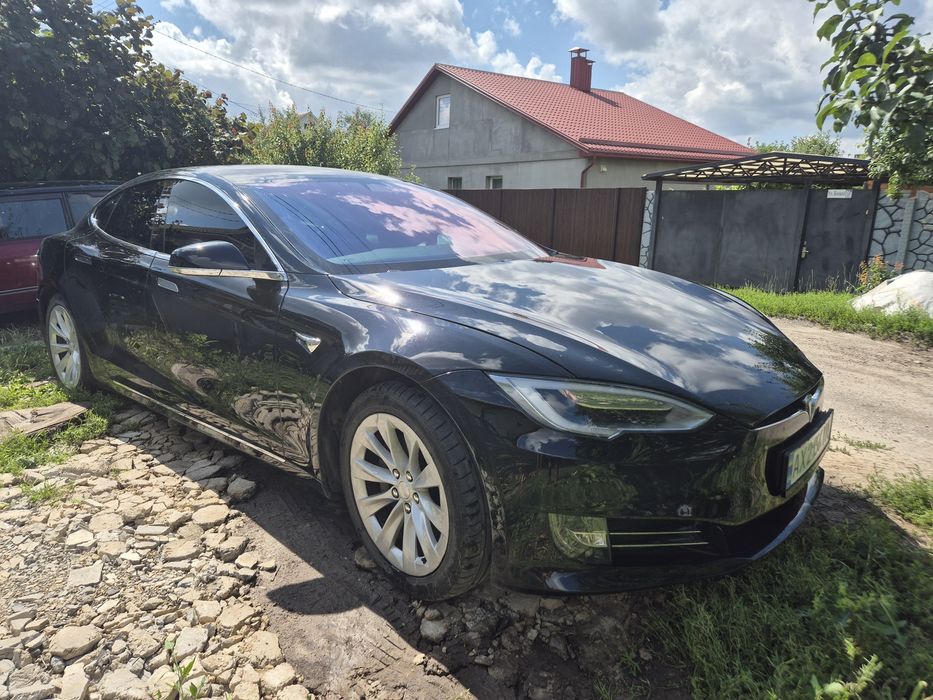 Продам Tesla Model S 75D Европа