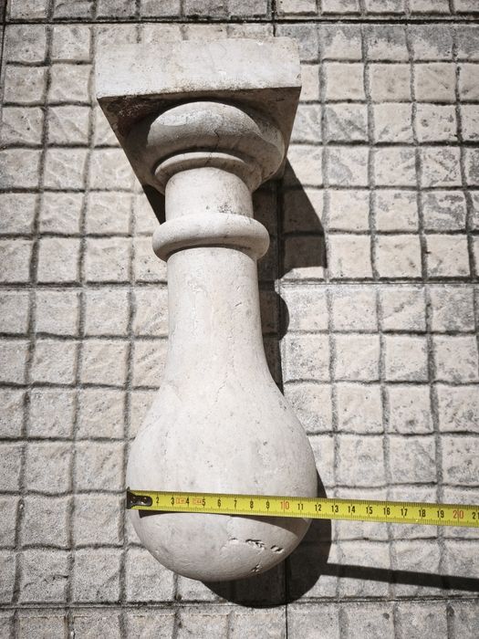 Lote de 10 Balaústres Antigos em Mármore Legítimo (36 cm)