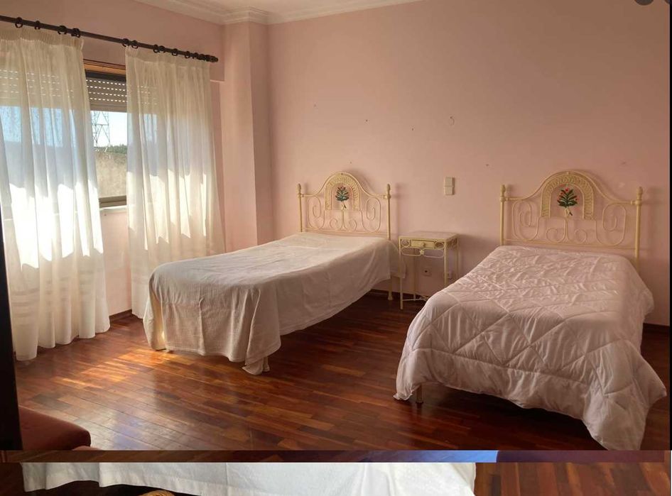 V4 para arrendar - Zona de Ferreira do Zêzêre