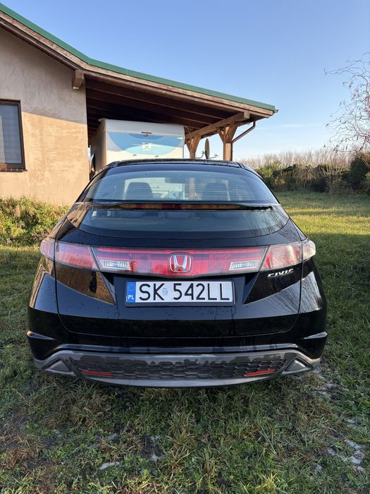 Honda Civic VIII 1,4 benzyna