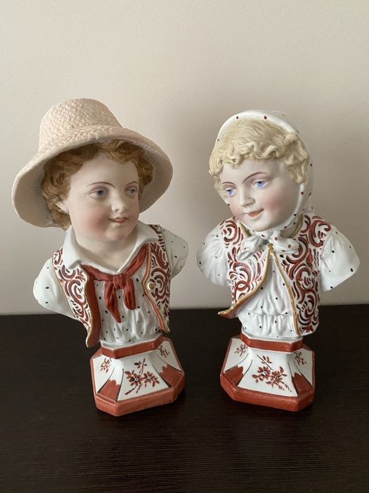 Пара бюстів. Франція, кінець 19-го століття.