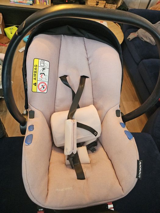 Fotelik nosidlo + baza Avoinaut Pixel Pro Rozowy