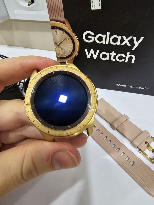 Смарт-годинник Samsung Galaxy Watch 42mm Rose Gold