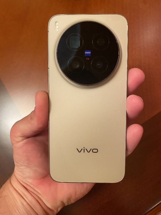 Смартфон Vivo X300 Pro 16/512GB Dune Brown