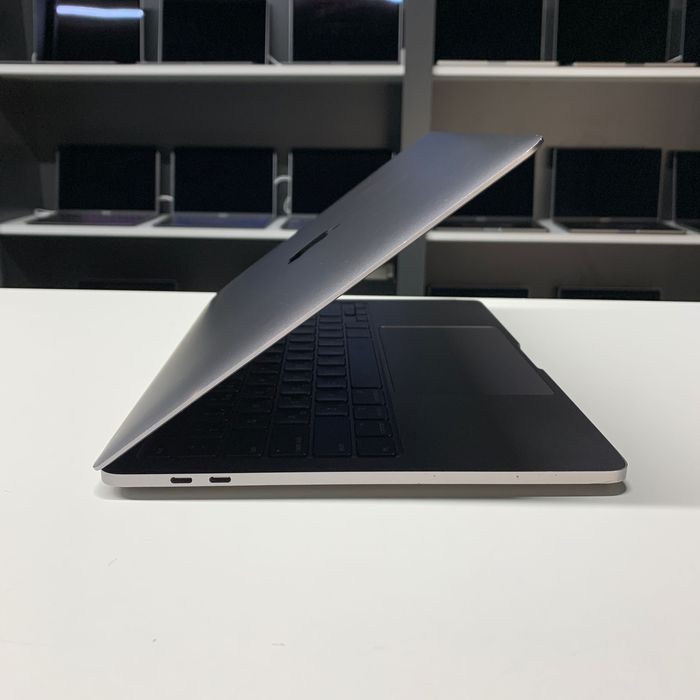 Ноутбук MacBook Pro 13 2020 i5/8GB/256GB ГАРАНТІЯ МАГАЗИН 89201