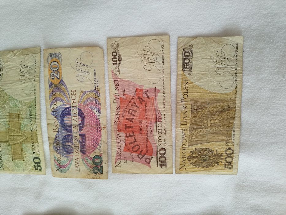 Banknoty i monety zestaw