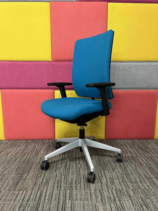 Fotel biurowy obrotowy ergonomiczny Profim Veris 101SFL okazja!