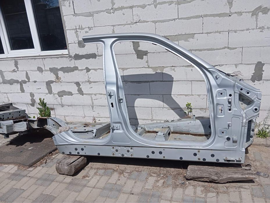 Крыша Четверть Порог Ланжерон bmw x5 f15 Кузов БМВ Х5 ф15 стойка дах