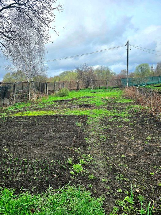 Продаються два будинки за супер ціною по вул. Мельника (Рибгосп)