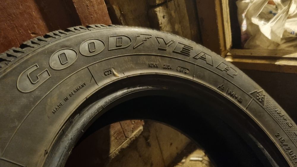 GoodYear R16 зима, шипы